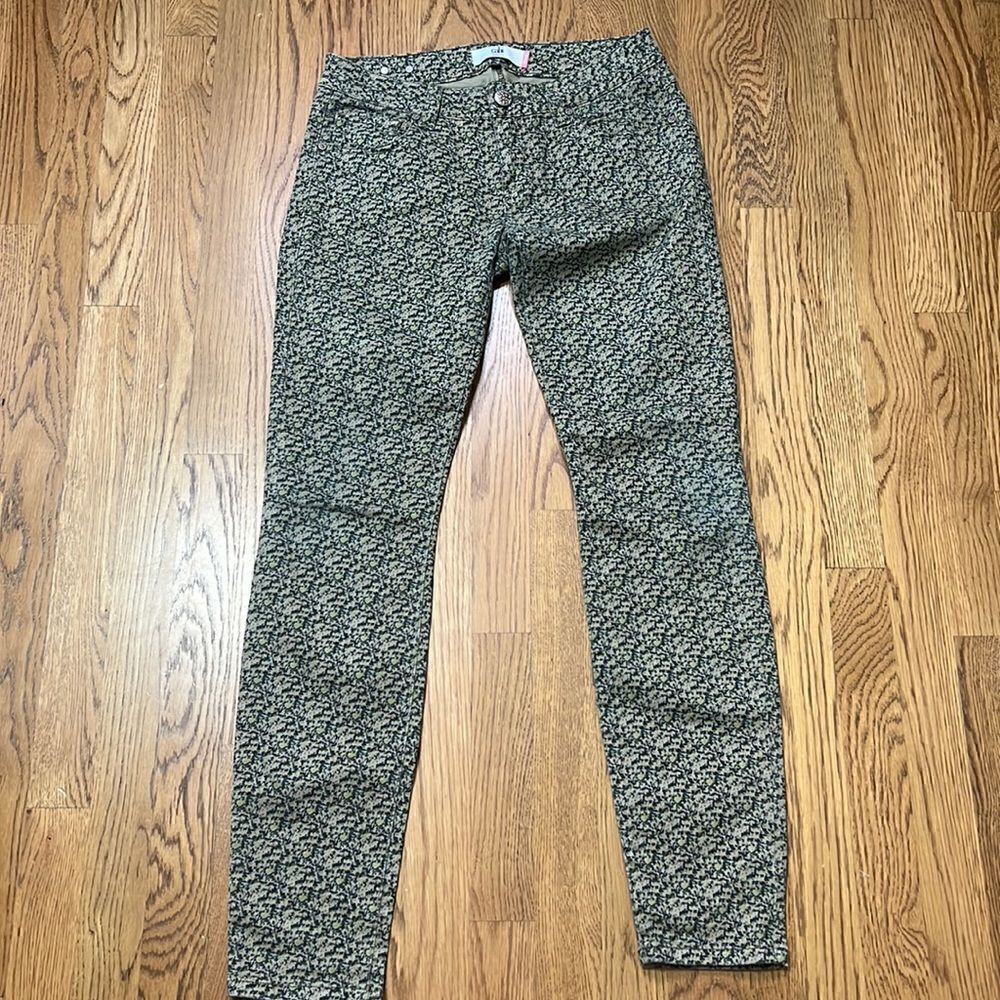 Cabi Patterned Jeans Super Soft Size 2